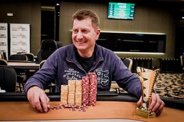 Březnový Golden Roller zakončen dealem ve čtyřech, trofej odnáší Karel Bílek