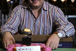Pondělí na WSOP – Jeffrey Lisandro má druhý náramek