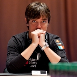 EPT Kyjev 1b: Dario Minieri na kolotoči 