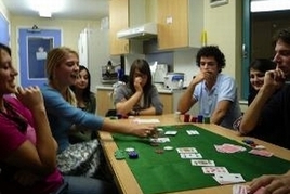 Jak porazit přátele v pokeru