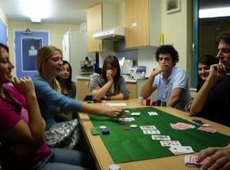 Jak porazit přátele v pokeru