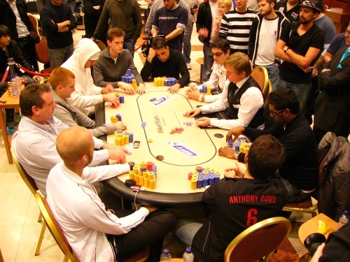 EPT day 4: Škampa chipleaderem ve finále
