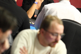 Card Casino a Magic Planet