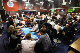 Card Casino a Magic Planet