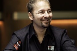 Negreanu byl zabanován na TwoPlusTwo! Šířil nedovolenou reklamu..