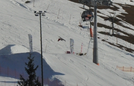EPT Snowfest: Alpám zatím vládne Martins Adeniya