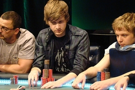 EPT: Brandejs a Peter doplňují české postupy do day 2 na šest