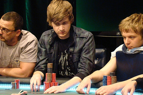 EPT: Brandejs a Peter doplňují české postupy do day 2 na šest