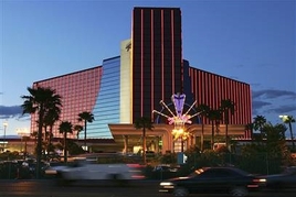 WSOP ME day 1A: Targa s Dědičem pokračují, Dragúň dohrál