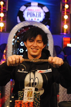 Bracelet a Triple Crown pro Jakea Codyho