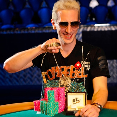 WSOP: "Zelenáč" ElkY světovým šampiónem v Seven Card Studu