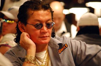 Daniel Negreanu se zastal Scotty Nguyena a podpořil jeho zvolení do síně slávy