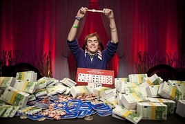 Newyorská on-line superstar ovládla Main Event WSOPE