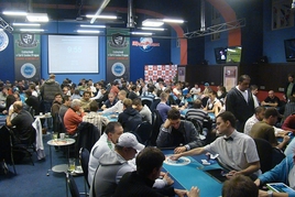 CPF Fanda Milion - Day 1A: Do finále postupuje 29 hráčů