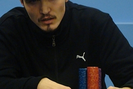 Finálovému stolu závěrečného freerollu ČPT 2011 vévodí Jakub Pastrňák