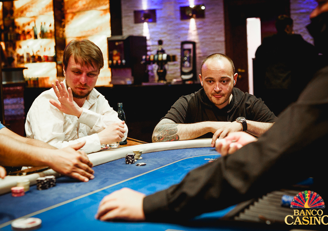 Banco Casino Summer Cup den 1A: Dvojnásobný šampión Masters Nebojsa Ankucic chipleaderem!
