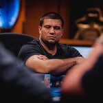 Grand Opening €400K GTD: Sobota přinesla 14 českých postupů včetně nového chipleadera Josefa Baláže