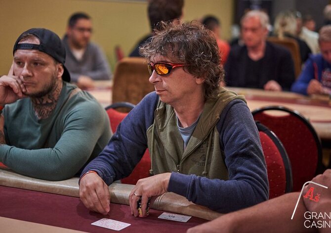 Aš: Main Event Angry Dice jde do finále