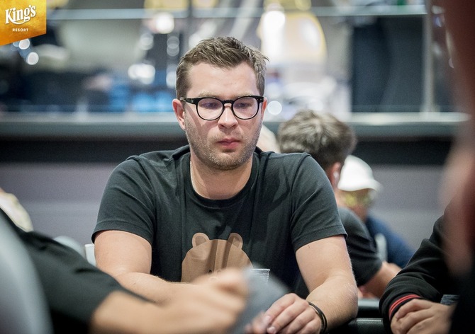 The Big Wrap: Main Event den 1A přinesl spanilou jízdu Verkhoturova a pět českých postupů 