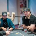 Hellmuth vs Negreanu: Druhé kolo je připraveno!