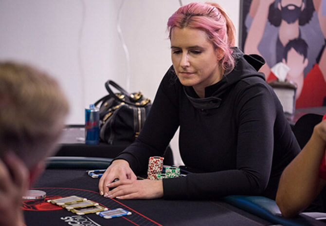Šampionkou výročního Sunday Millionu je Kanaďanka Vanessa Kade!