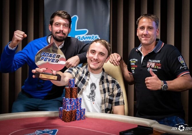 Poker Fever Cup: Tři Opavané v šestičlenném dealu!