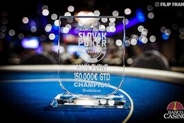 SPC €150K GTD - 1AB: Českou vlajku drží nad vodou Ondřej Milaberský
