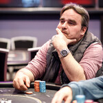 Main Event WSOPC €1M GTD: Roman Chochola zabojuje o zlatý prsten!