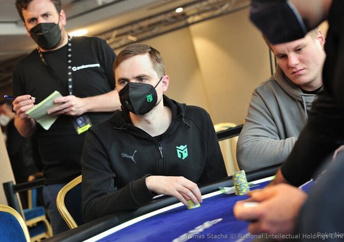 EPT Main Event: Rekord na dohled! 15 Čechů v druhém dni!