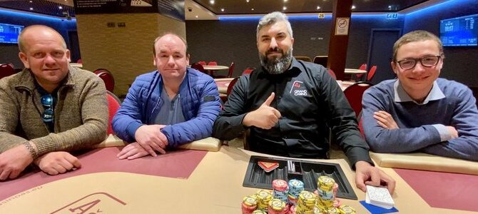 Aš: Dva Češi v dealu páteční &quot;sedmičky&quot;