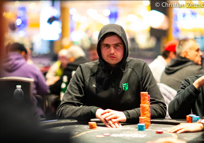 WSOPC Main Event - den 2: Kabrhel, Guláš ml. a Šulc v TOP10!