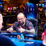 WSOPC Main Event: Vzpoura shortů, Záškodný končí pátý