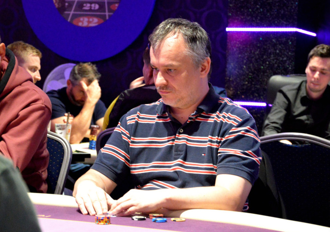 PPM Main Event 5M: Martin Staszko druhý po dni 1A