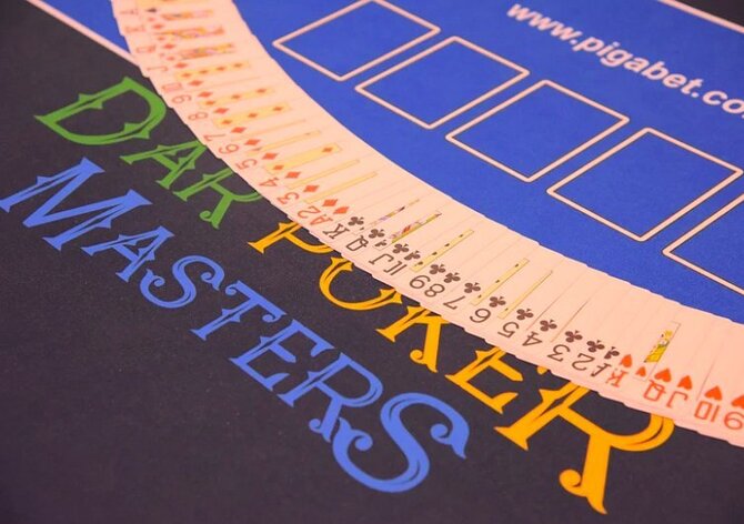 Casino Vegas hostí Cash Game Race o balíček na africký Dar Poker Masters 