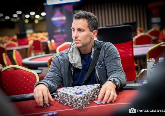 PF Main Event: Druhý hrací den rozprášil Petr Vlček