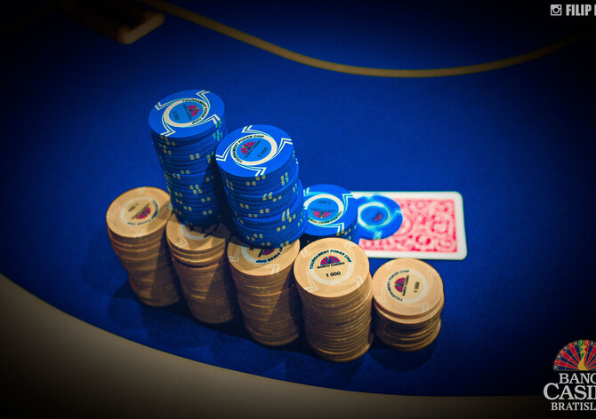 Banco Casino Masters €250K GTD: Ve dni 1B postoupilo 15 hráčů