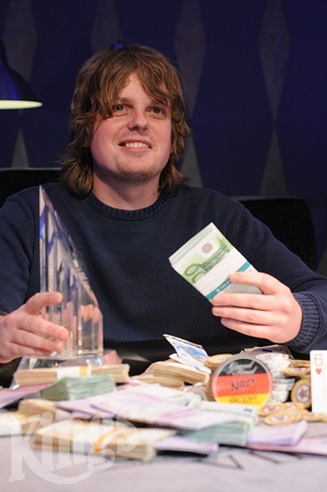 POY 2012 - Únor bílý, Vojta_R sílí!