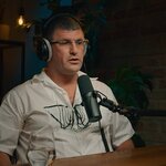 Podcast s Leonem Tsoukernikem: V 15 po mně stříleli
