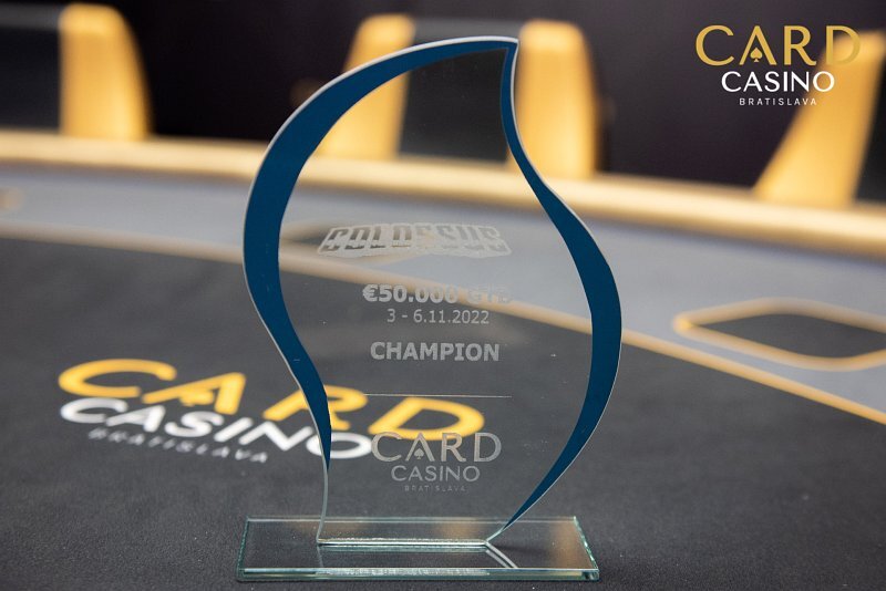 colossus_trophy_card2022