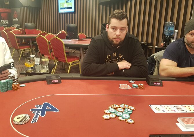 G4G Hodolany: Narozeninový Poker Fever Main Event odstartoval