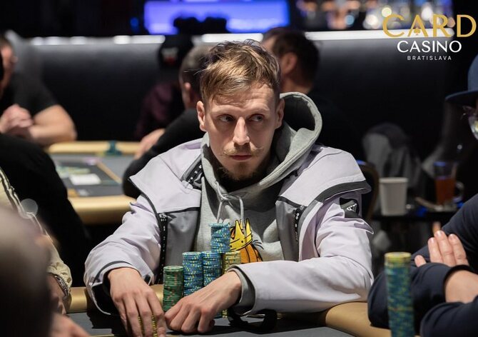 Card ROYAL €250K GTD: V sobotu postoupil Brancuzský, Chrobák a z domácích například Andrej Desset
