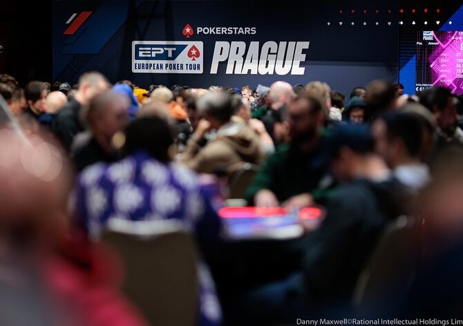 Rekordní EPT Prague: 13 Čechů ve druhém dni