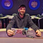 RS Luka: Páteční Deepstack o půl milionu dealnuli v heads-upu Paum s Liesnerem