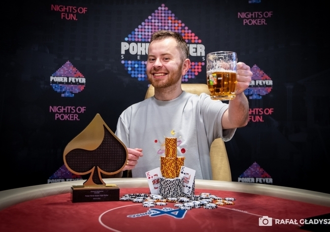 Poker Fever: Super High Roller v české režii, skoro...