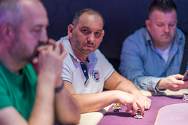 ČPT Main Event - Po pátku overlay přes 2M! Na chipleadu Zdeněk Mital