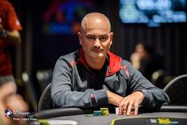 Poker North Masters €500K GTD: Do finálové třináctky se zařadili Koleno s Turjakem