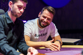Rozhovor s Fotbalistou: Jak zvládá novou roli otce a zároveň úspěšného pokerového hráče?!