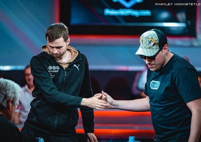 WSOP: Martin Kabrhel bere za třetí místo v SHR pohádkových $2,3M!