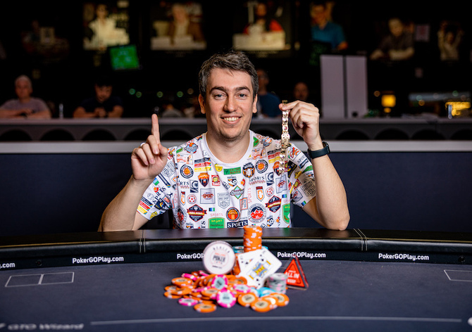 Náramek s českým nádechem! Pavel Plesův opanoval "Milionáře" na WSOP!