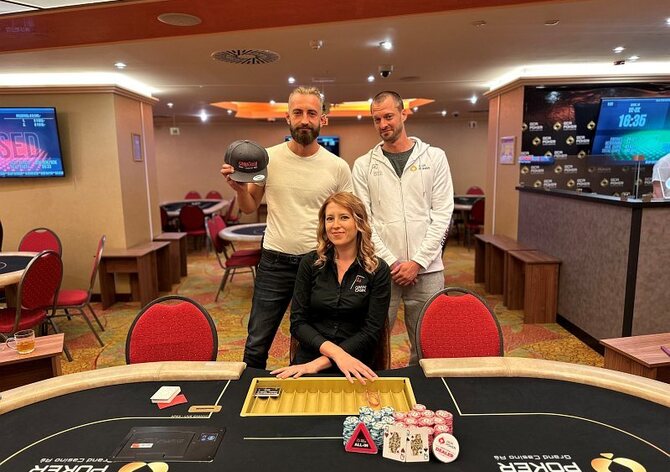ÖSOP: Čeští hráči zatím v Aši září. Kondratyuk a Nguyen v heads-up dealu